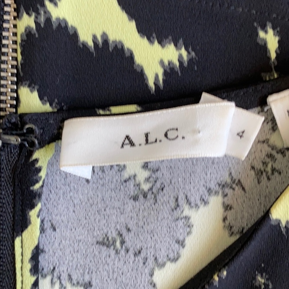 A.L.C. Yellow & Black Silk Sleeveless Top / Size 4 - Picture 9 of 9